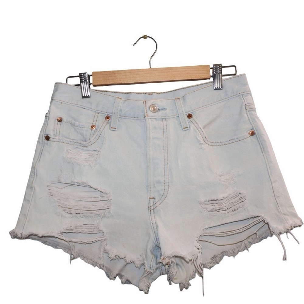 Levi's 501 Cutoff Distressed Denim Shorts. Light Washed Size 29